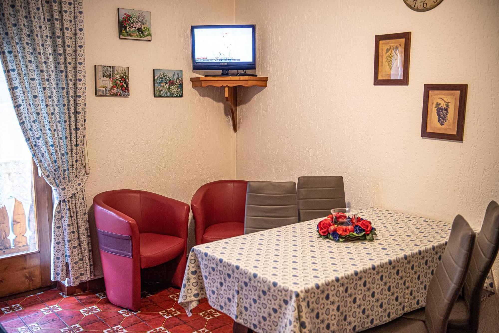 Maison Ostaria Myholidayליביניו מראה חיצוני תמונה